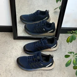 Mørkeblå vandtæt sko fra Green Comfort med masser af svangstøtte