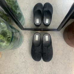 Mørkegrå filthjemmesko - som giver dig komfort og varme