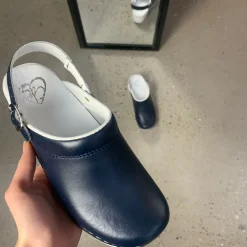 Navy skind træsko med rem
