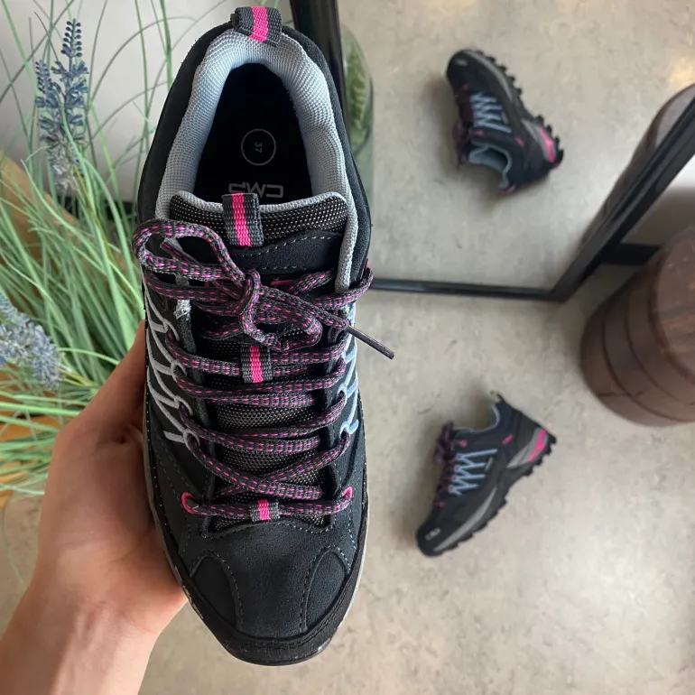 Navy vandtæt vandresko fra CMP med flotte detaljer