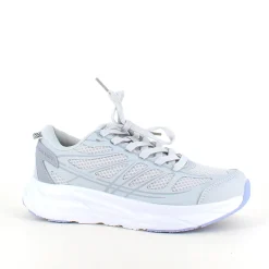 Åndbar, lysegrå sportssko fra Endurance