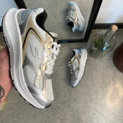 Åndbare Skechers GoRun sko