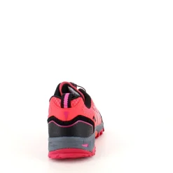 Pink vandresko fra CMP med fine detaljer og justerbar snøre