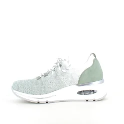 Remonte slip-on sneakers med god svangstøtte.