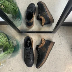 Rieker Step-in støvle med flotte detaljer