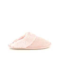 Rosa hjemmesko med synlig pelskant