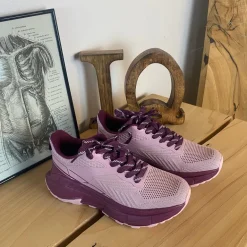 Rosa komfortsko med stødabsorberende sål