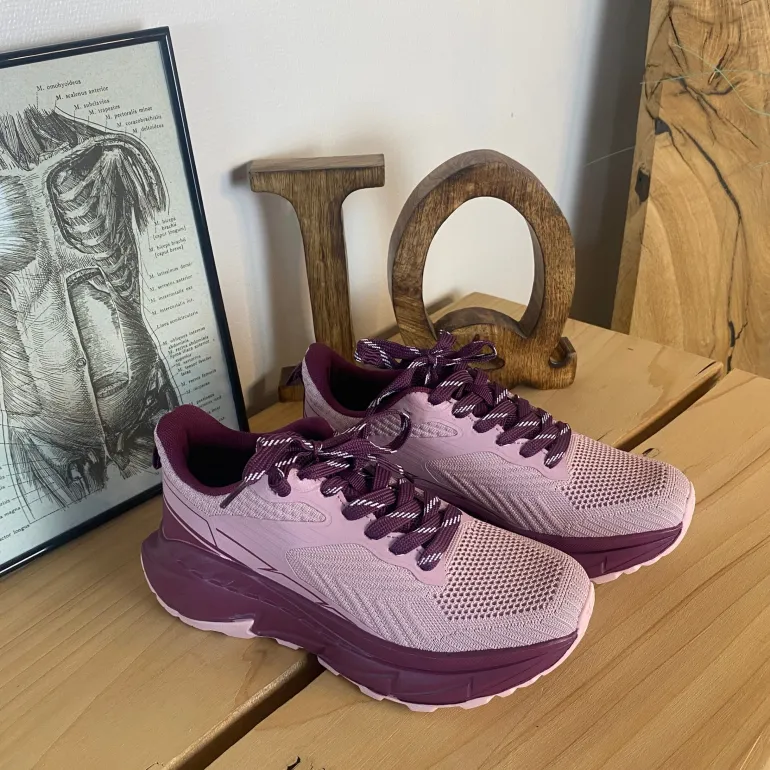 Rosa komfortsko med stødabsorberende sål