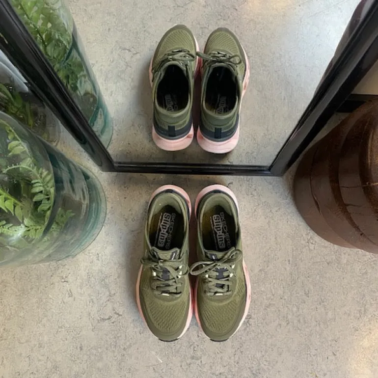 Skechers Slip-in sko i grøn med Glide-Step Altus