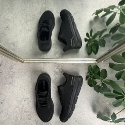 Sort ComfortFIT sneakers fra Endurance