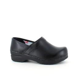 Sort fleksibel Sanita-træsko med hælkappe.