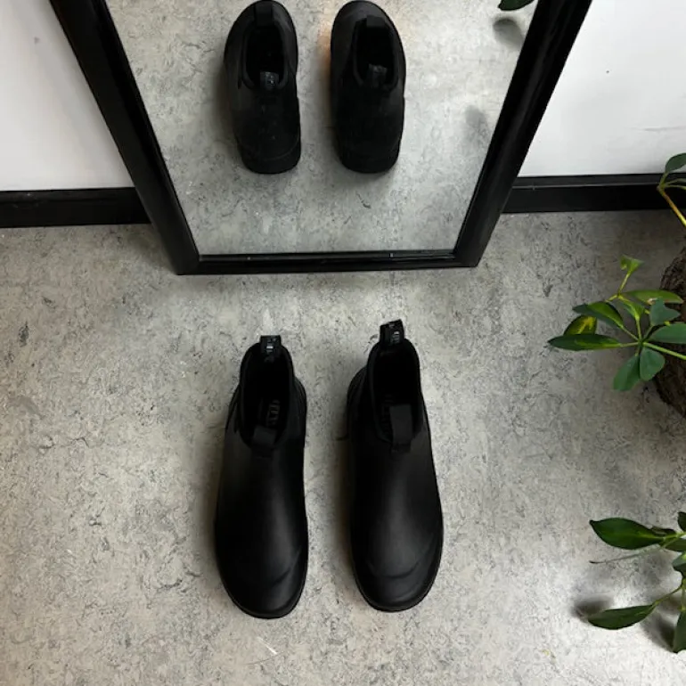 Sort luksus gummistøvle med svangstøtte fra Green Comfort