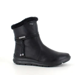 Sort Rieker støvle med elegante detaljer