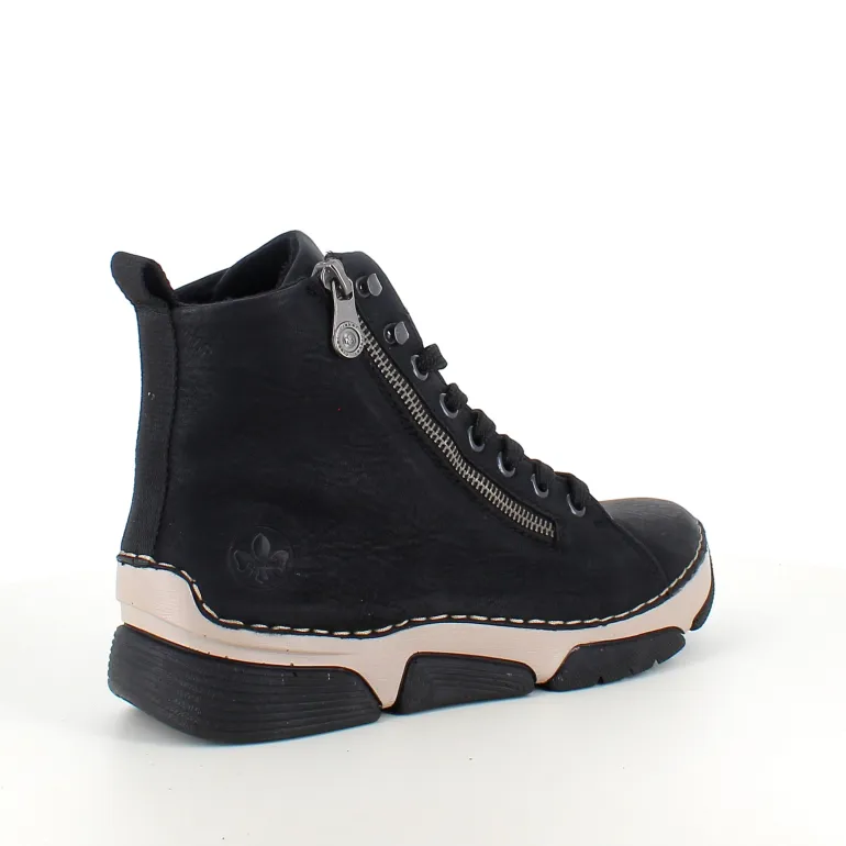 Sort Rieker støvle med god stødabsorbering