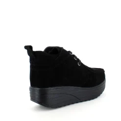 Sort ruskindssko med let foring og gængesål