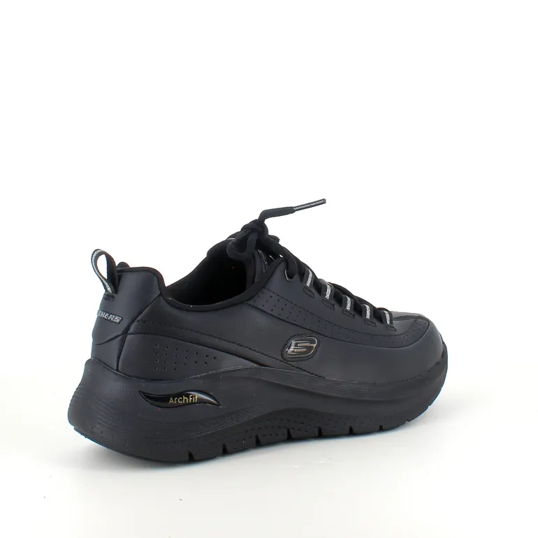 Sort Skechers med glat skind overflade