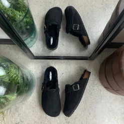 Sort Slip on hjemmesko