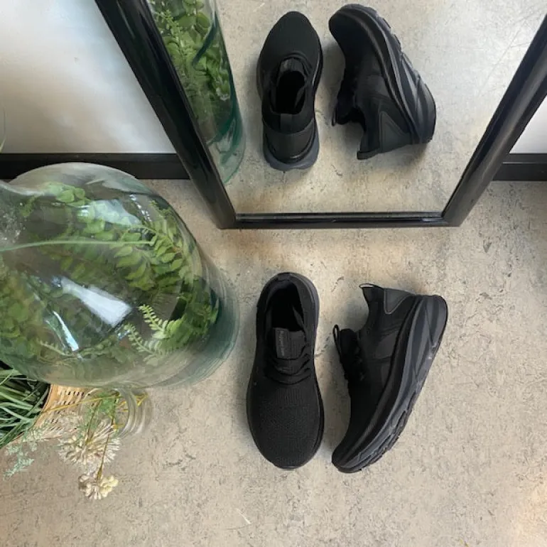 Sort Step-on sko fra Rugged Gear