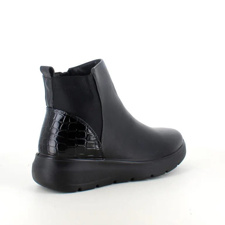 Sort støvle med lynlås