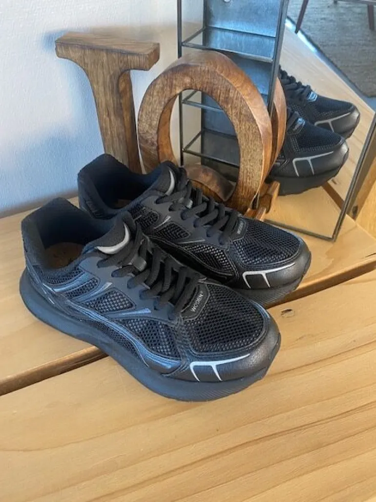 Sort Wodensko med god pasform