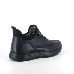 Sorte herresko, lette at træde i.