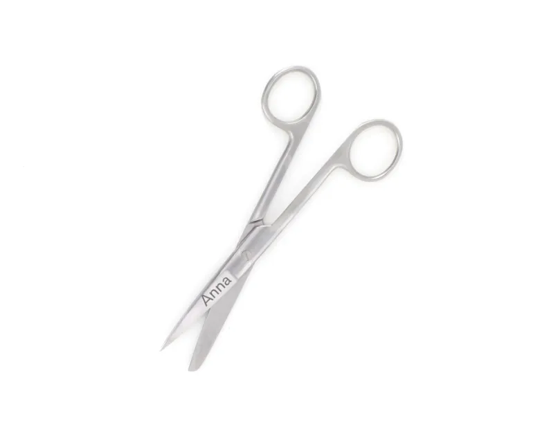 Sygeplejesaks i stål med gravering