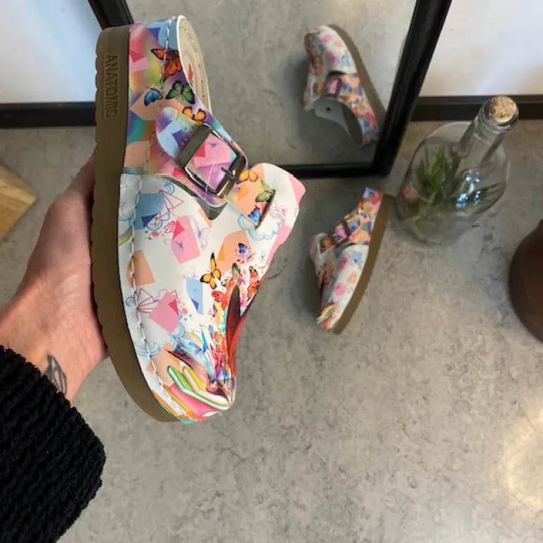 Træsko med sommerfugleprint