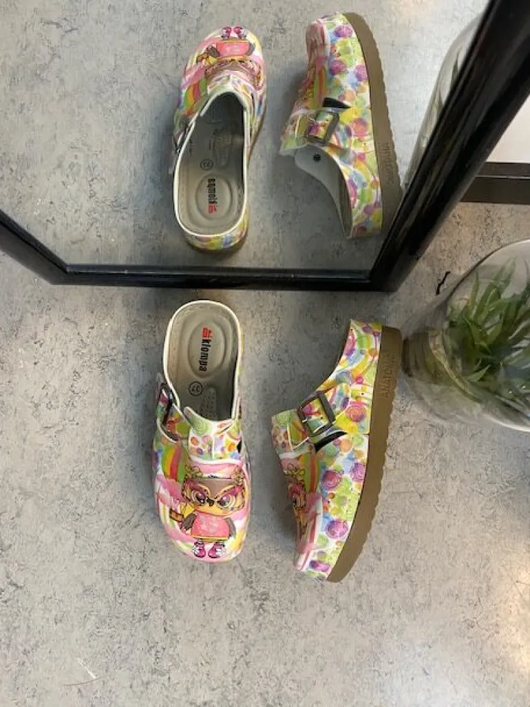 Træsko med ugleprint