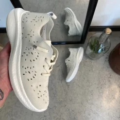 Ultra fleksibel sko i lys