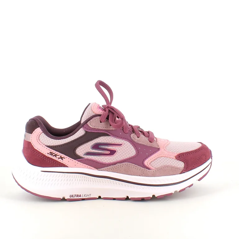 Ultra let sko fra Skechers ned nasser af stødabsorbering