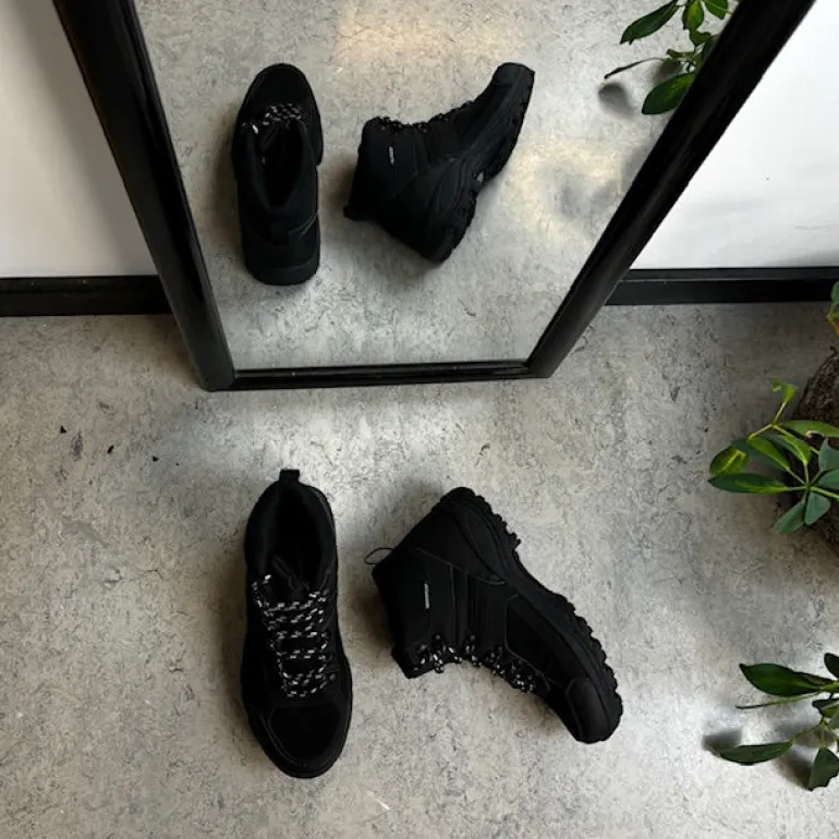 Vandafvisende softshell vandrestøvle