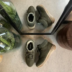 Vandtæt slip-in vinterstøvle fra Skechers