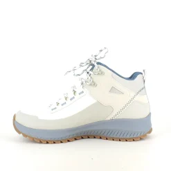 Vandtæt støvle fra Skechers med god svangstøtte.