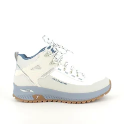 Vandtæt støvle fra Skechers med god svangstøtte.