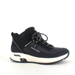 Vandtæt støvle fra Skechers med god svangstøtte