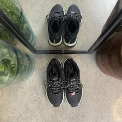 Vandtæt støvle fra Skechers med god svangstøtte