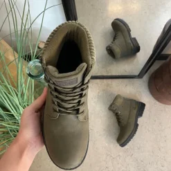 Whistler grøn vinterstøvle med let foer og smarte detaljer