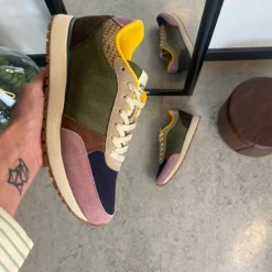 Woden multifarvet sneaker med mesh, læder & ruskind – udtagelig korkindersål & fleksibel rågummisål