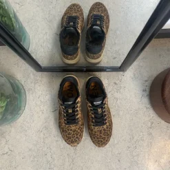 Woden ruskindssko med Leo print